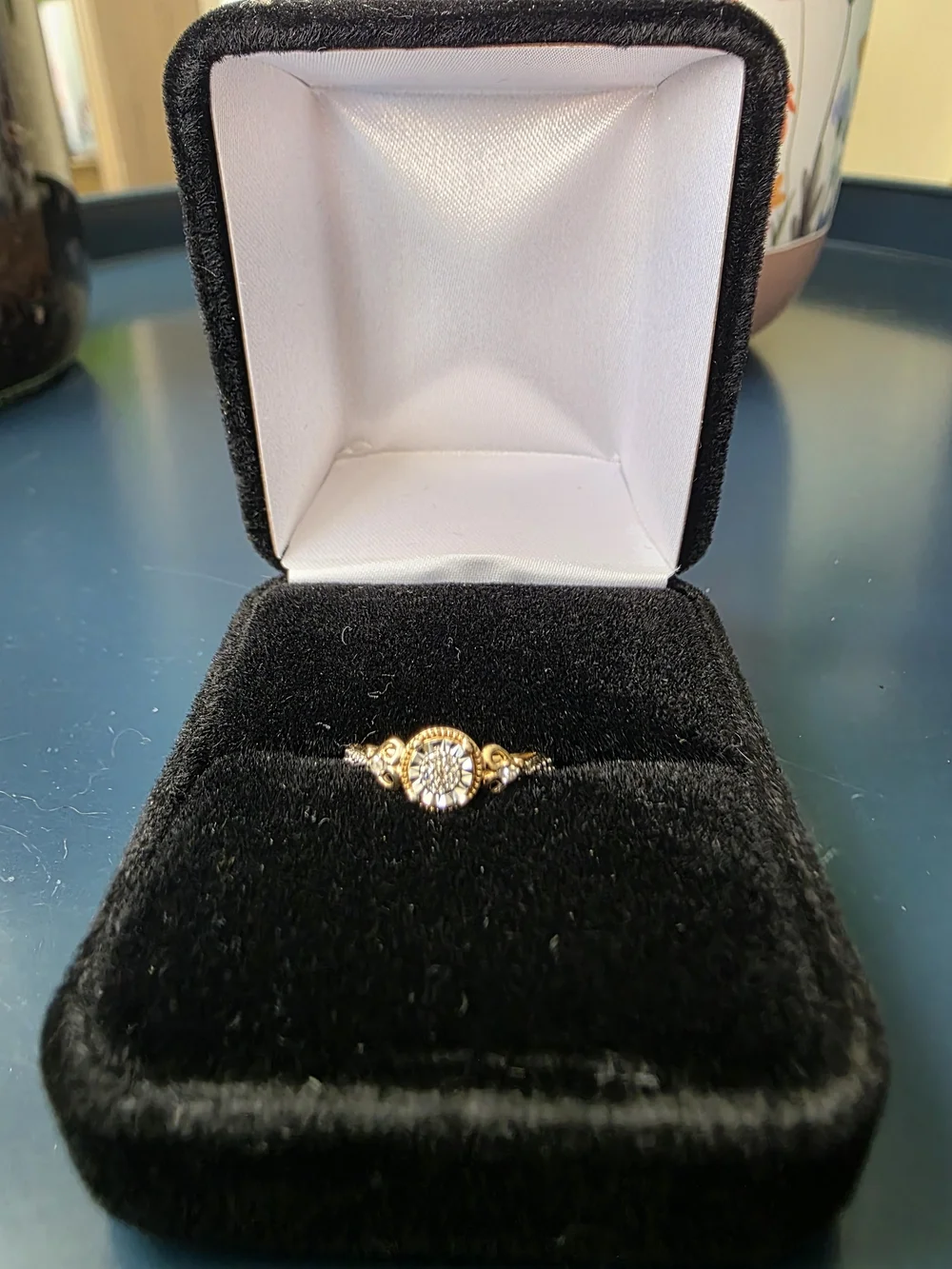 10 K Natural Diamond Engagement/promise ring
